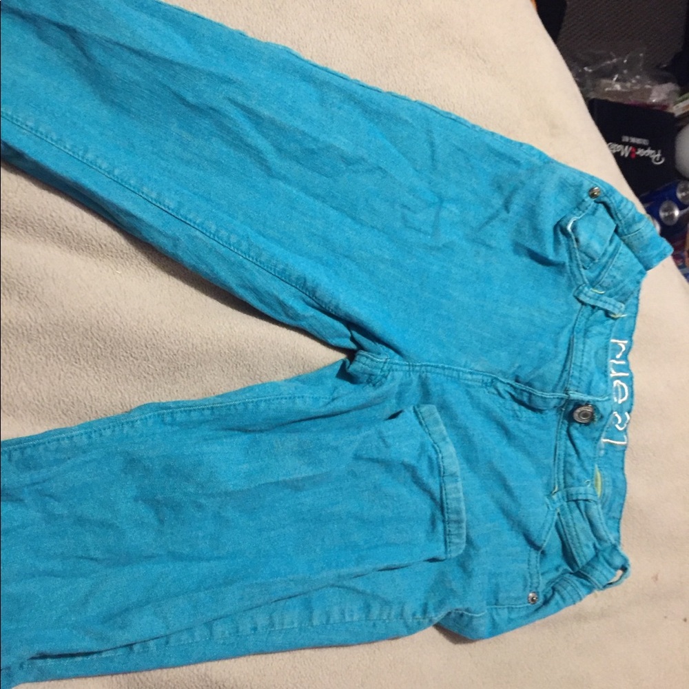 Jeans